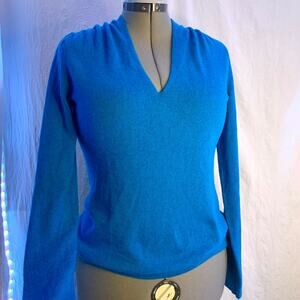 Banana Republic Electric Blue Wool Angora V Neck Sweater Women’s Size Medium